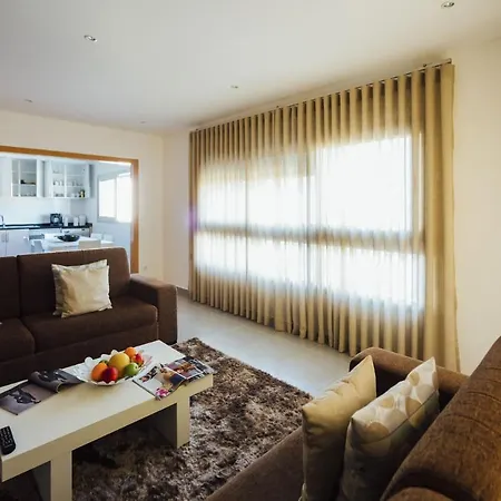 Muralha - By Sch Nazaré