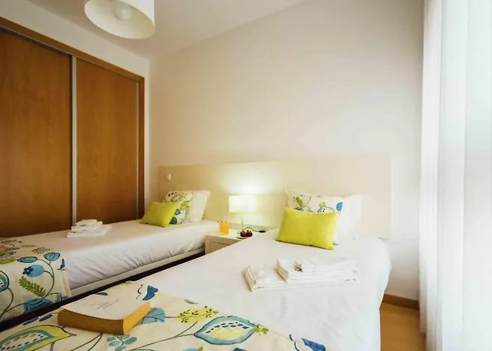 Muralha - By Sch * נאזרה