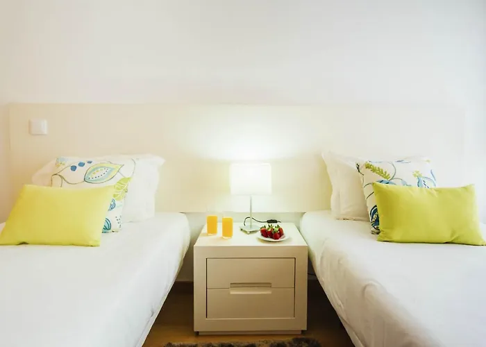 Muralha - By Sch נאזרה